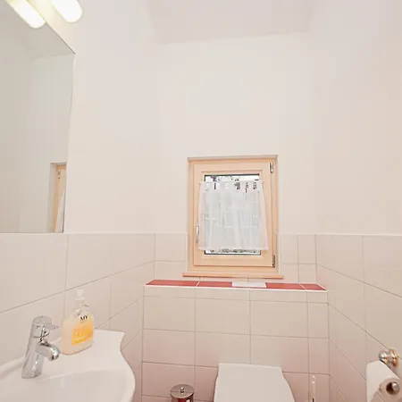Sunny Apartment *